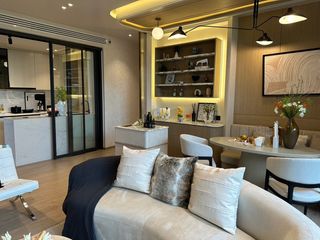 For sale 3 bed condo in Phaya Thai, Bangkok