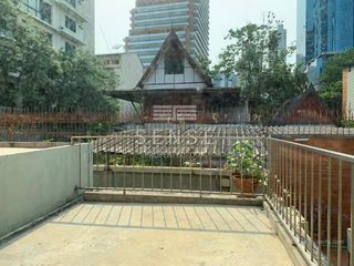 For rent 3 ベッドルーム condo in Watthana, Bangkok