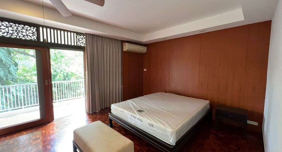 For rent 5 bed condo in Sathon, Bangkok