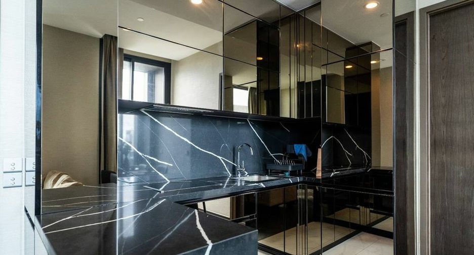 For rent 1 bed condo in Khlong Toei, Bangkok