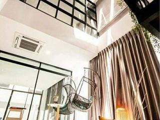 Casa adosada en venta de 3 habitaciones en Phra Nakhon, Bangkok