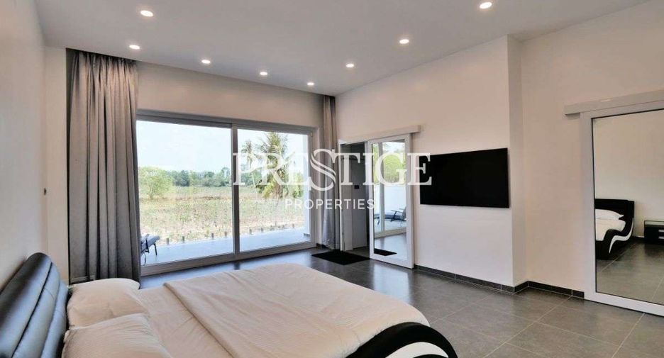 For sale 6 bedrooms house in Bang Lamung, Chonburi