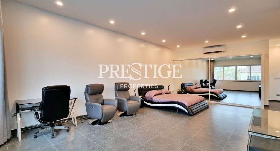 For sale 6 bedrooms house in Bang Lamung, Chonburi
