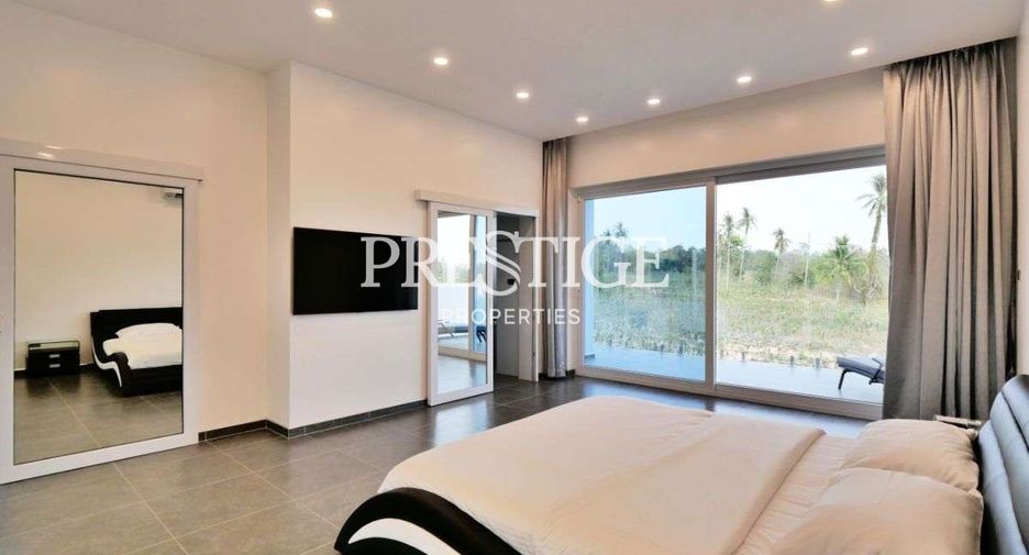 For sale 6 bedrooms house in Bang Lamung, Chonburi