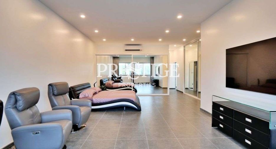 For sale 6 bedrooms house in Bang Lamung, Chonburi