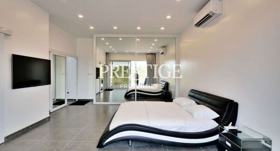 For sale 6 bedrooms house in Bang Lamung, Chonburi