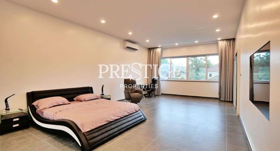 For sale 6 bedrooms house in Bang Lamung, Chonburi