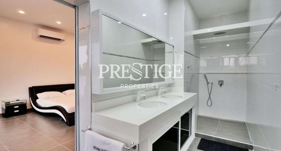 For sale 6 bedrooms house in Bang Lamung, Chonburi