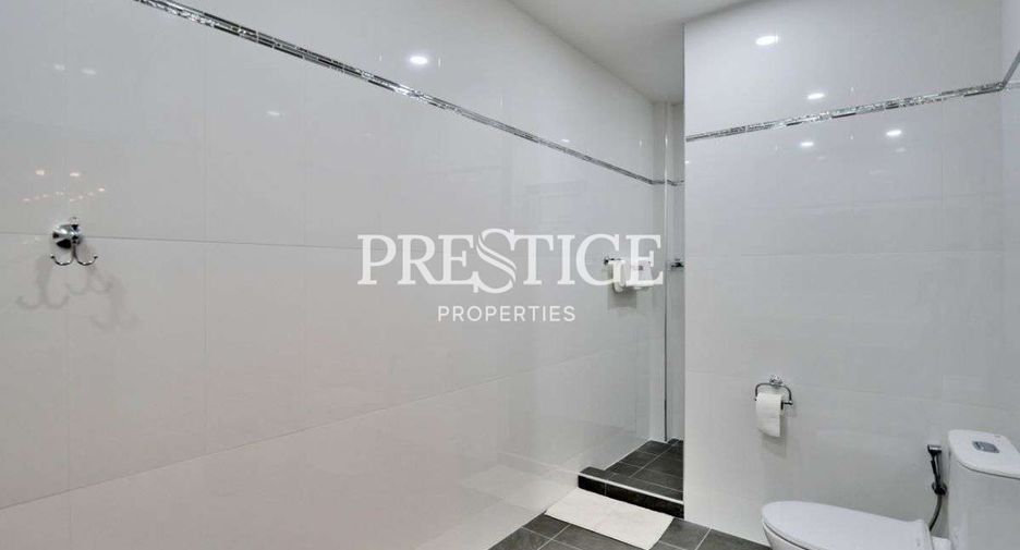 For sale 6 bedrooms house in Bang Lamung, Chonburi