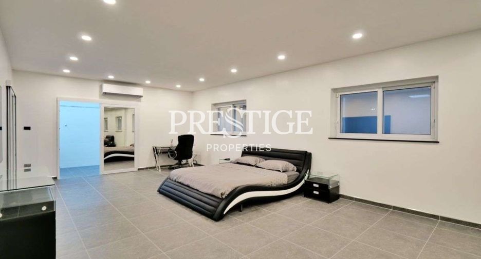 For sale 6 bedrooms house in Bang Lamung, Chonburi
