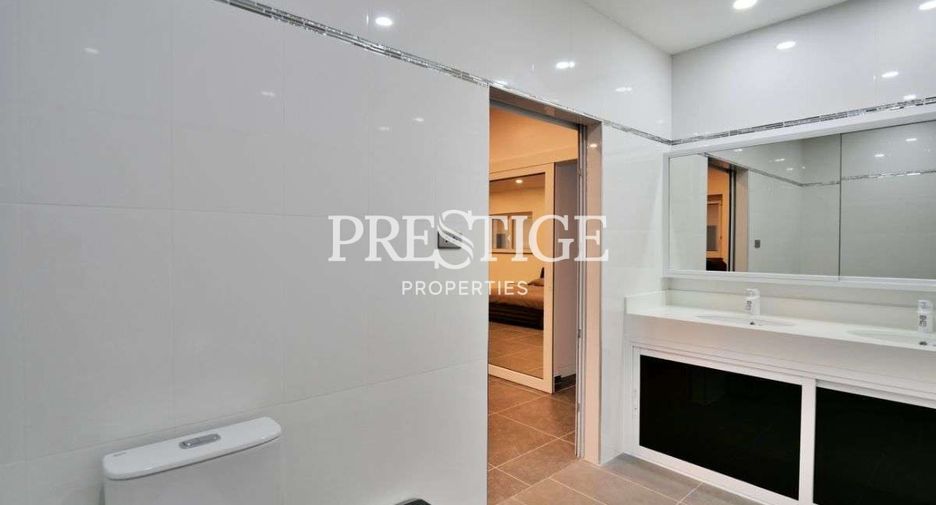 For sale 6 bedrooms house in Bang Lamung, Chonburi