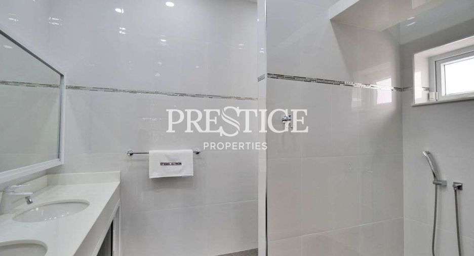 For sale 6 bedrooms house in Bang Lamung, Chonburi