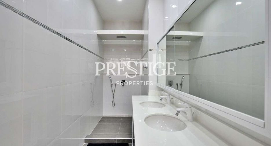 For sale 6 bedrooms house in Bang Lamung, Chonburi