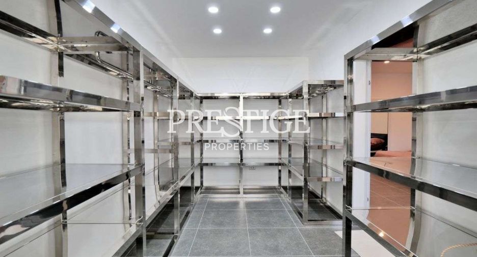 For sale 6 bedrooms house in Bang Lamung, Chonburi