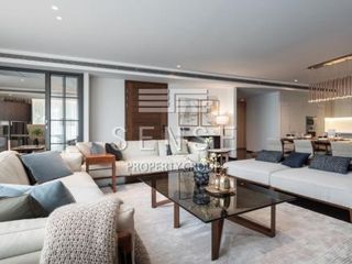 For sale 3 bed condo in Watthana, Bangkok