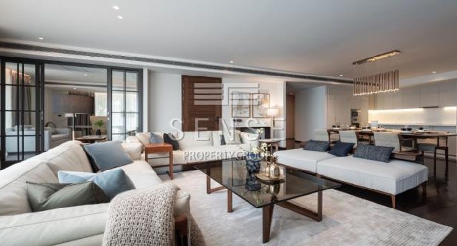For sale 3 bedrooms condo in Watthana, Bangkok