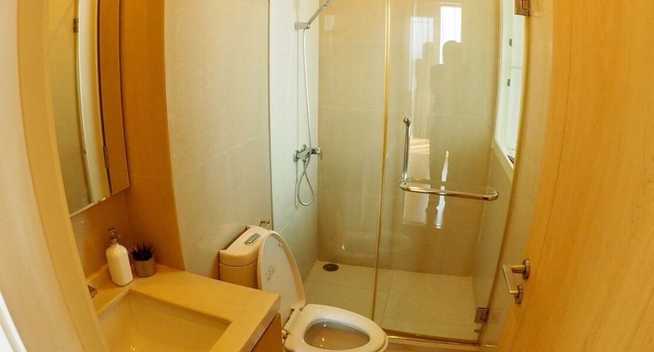 For sale 2 Beds condo in Chatuchak, Bangkok