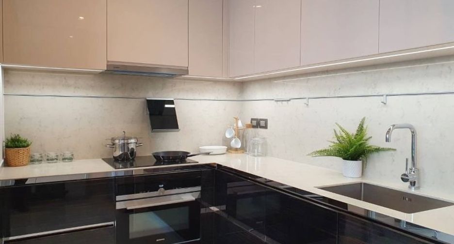Wohnung zum Kauf mit 2 Zimmer in Sathon, Bangkok