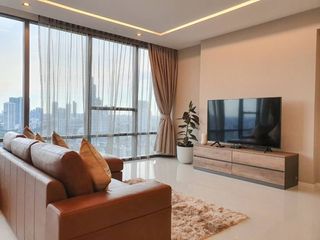 For sale 2 bedrooms condo in Sathon, Bangkok
