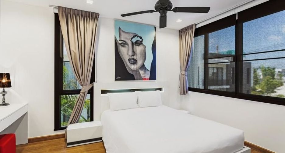 For rent 3 bedrooms townhouse in Mueang Phuket, Phuket