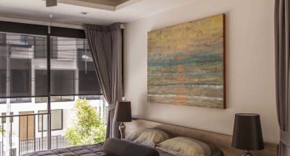For rent 3 bedrooms townhouse in Mueang Phuket, Phuket