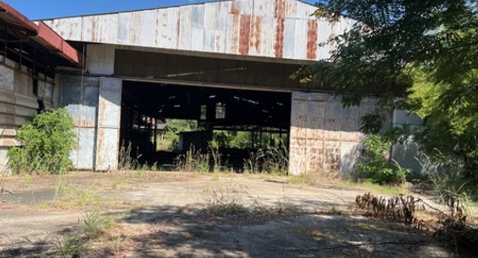 For sale warehouse in Wat Bot, Phitsanulok
