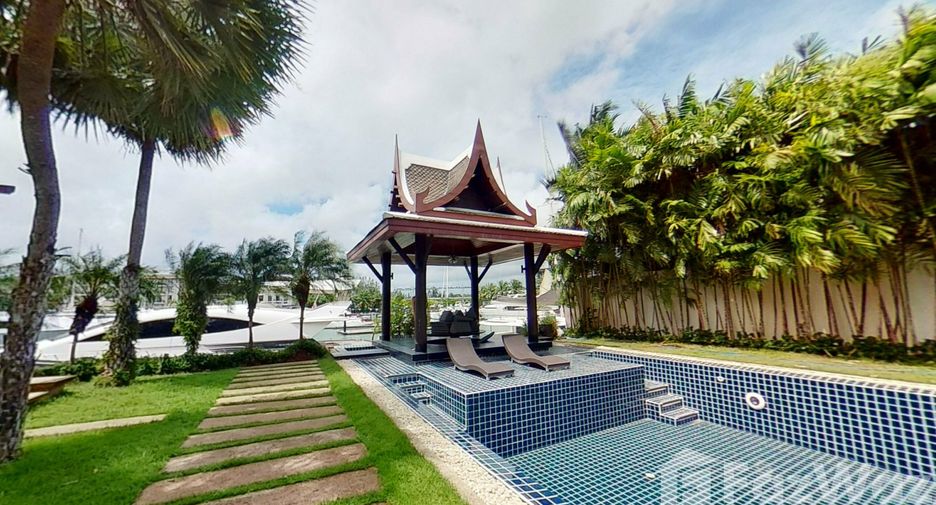 For sale 5 Beds villa in Mueang Phuket, Phuket