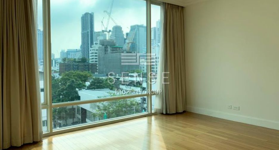 Wohnung zur Miete mit 3 Zimmer in Watthana, Bangkok