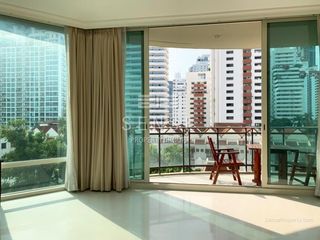 À louer 3 chambres condo à Watthana, Bangkok