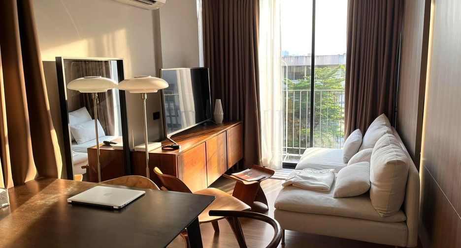 For sale studio condo in Phaya Thai, Bangkok