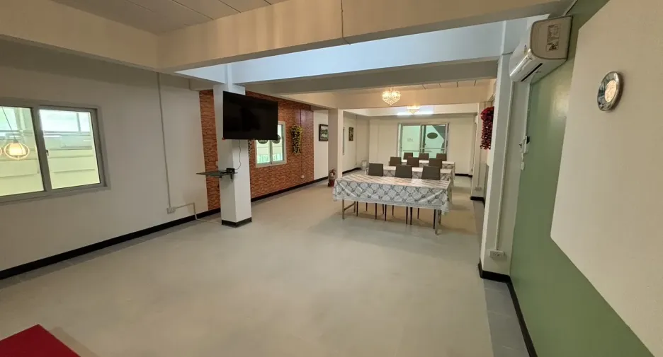For rent office in Phra Khanong, Bangkok