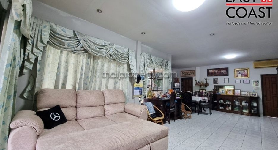 À vendre 4 chambres maison à East Pattaya, Pattaya