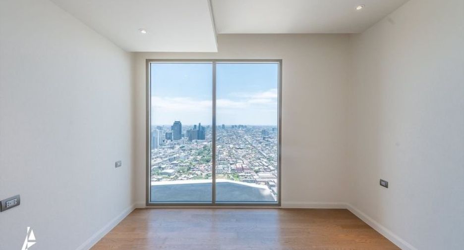 For sale 2 bedrooms condo in Khlong San, Bangkok