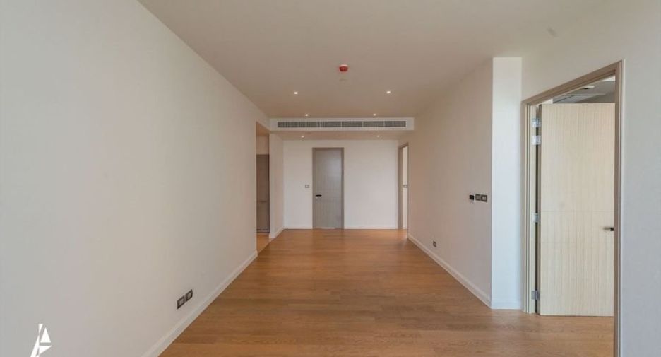 For sale 2 bedrooms condo in Khlong San, Bangkok