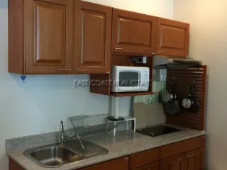 À louer et à vendre 1 chambre condo à Bang Lamung, Chonburi