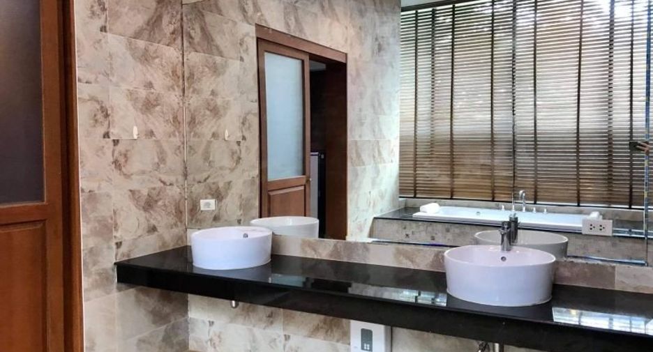 For sale 20 bedrooms apartment in Bang Lamung, Chonburi