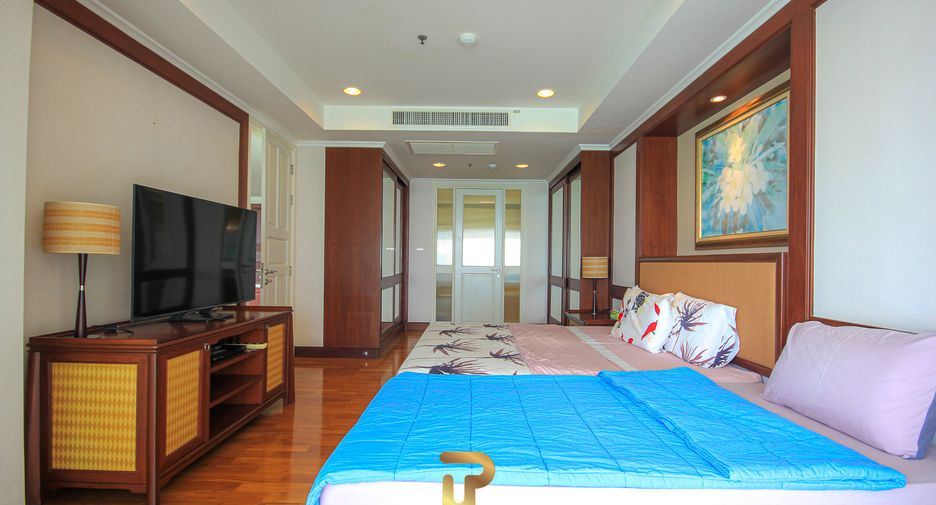 For sale 3 bedrooms condo in Cha Am, Phetchaburi