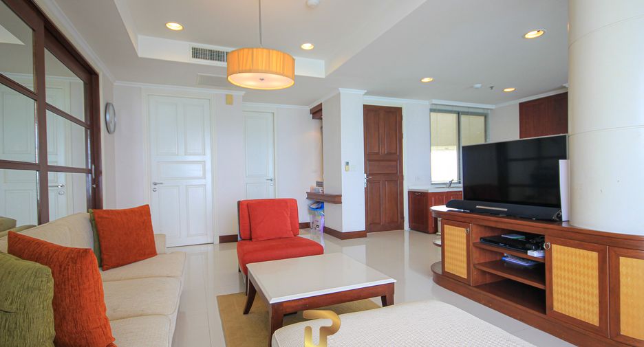 For sale 3 bedrooms condo in Cha Am, Phetchaburi