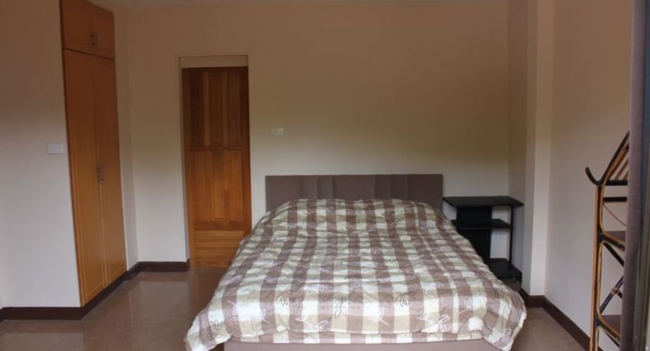 Reihenhaus zum Kauf mit 7 Zimmer in Sattahip, Chonburi