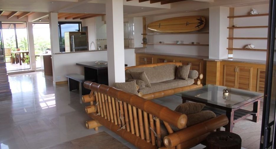 Reihenhaus zum Kauf mit 7 Zimmer in Sattahip, Chonburi
