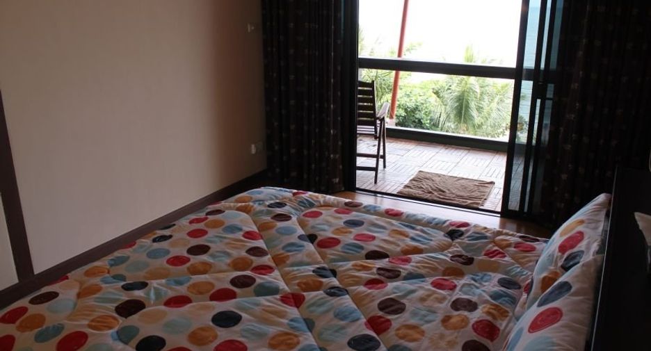Reihenhaus zum Kauf mit 7 Zimmer in Sattahip, Chonburi