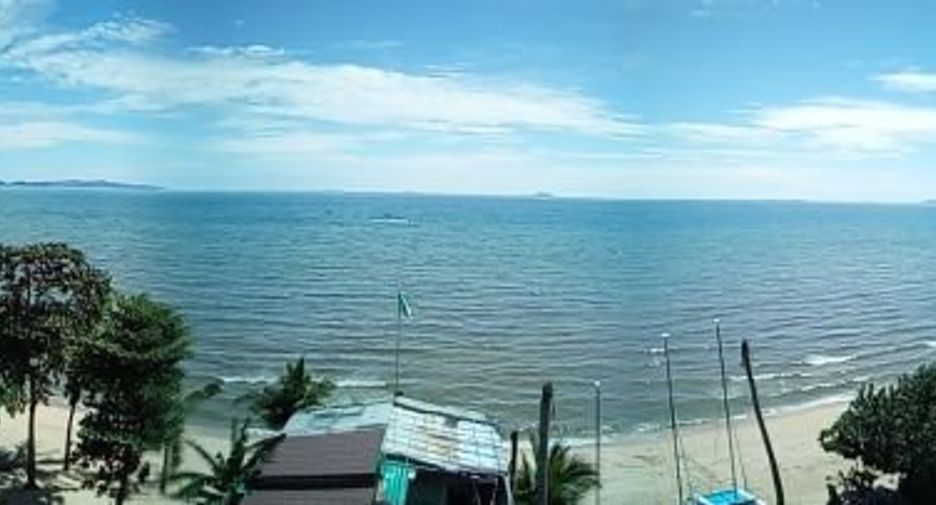 Reihenhaus zum Kauf mit 7 Zimmer in Sattahip, Chonburi