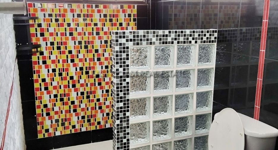 Casa en venta de 4 habitaciones en Bang Lamung, Chonburi