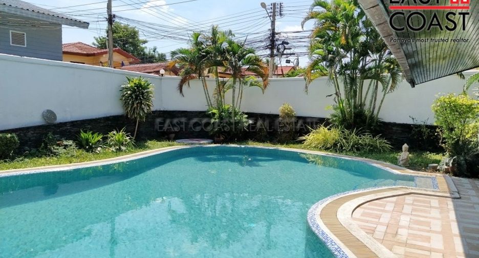 Casa en venta de 4 habitaciones en Bang Lamung, Chonburi