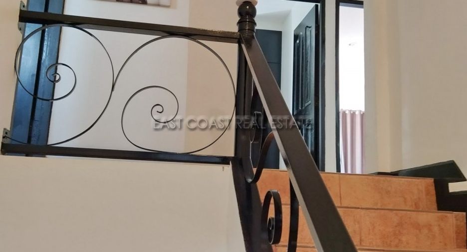 Casa en venta de 4 habitaciones en Bang Lamung, Chonburi