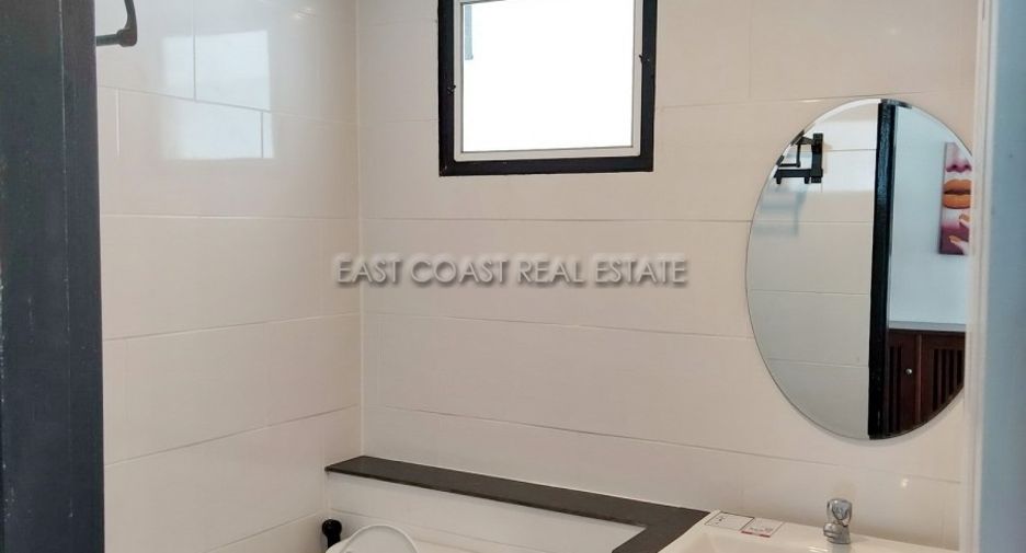 Casa en venta de 4 habitaciones en Bang Lamung, Chonburi
