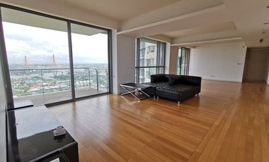 Condo en venta de 3 habitaciones en Yan Nawa, Bangkok