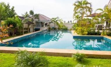 For rent 2 Beds villa in Bang Saray, Pattaya