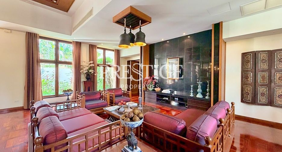 For sale 5 bedrooms house in Sattahip, Chonburi