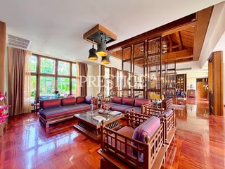 Haus zum Kauf mit 5 Zimmer in Na Jomtien, Pattaya